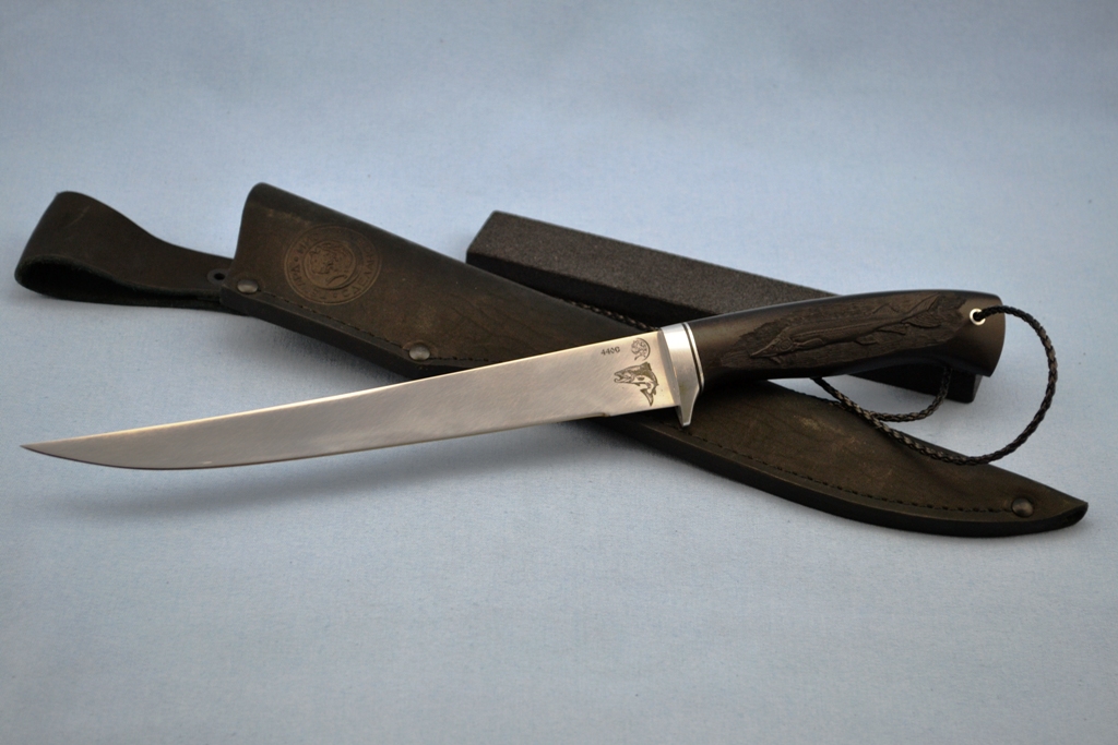 Нож "Филейный-2" (440C, мореный граб, резной)