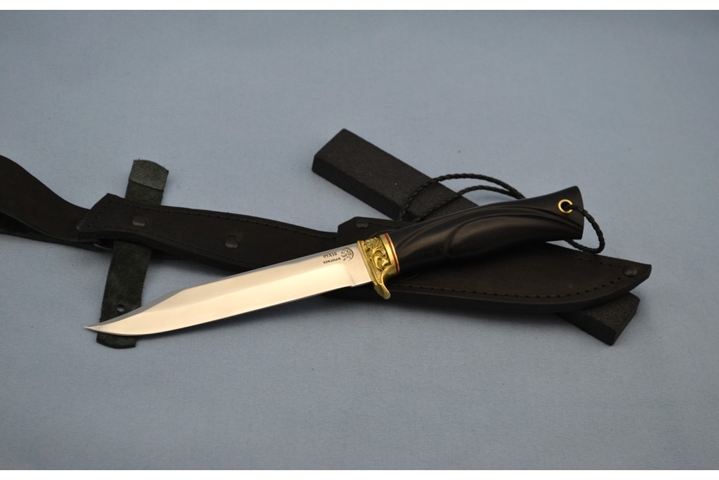 Нож "Разведчик" (95Х18, художественное литье латунь перед, мореный граб, резной)