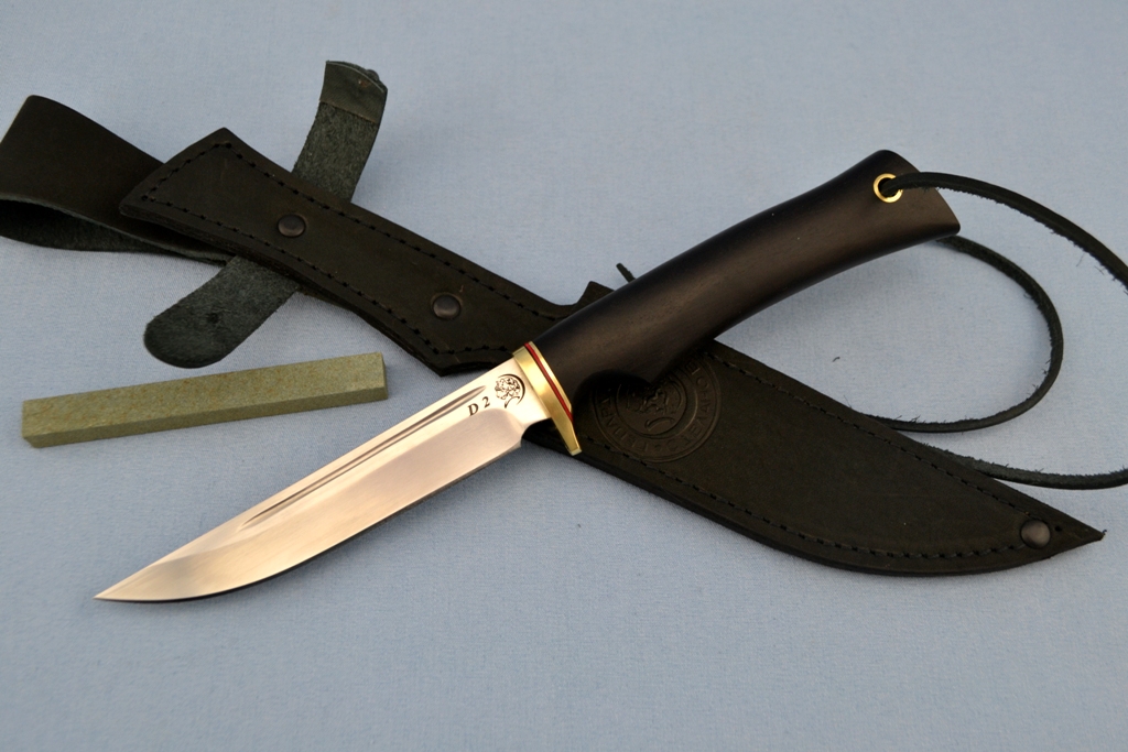 Нож "Финка" (D2, мореный граб)